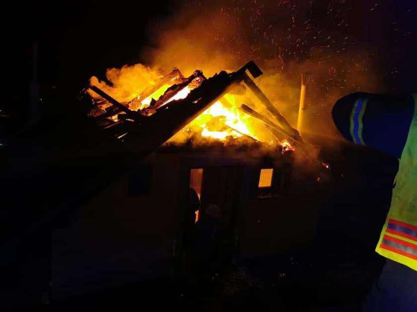Pogorela hiša, ena oseba umrla
