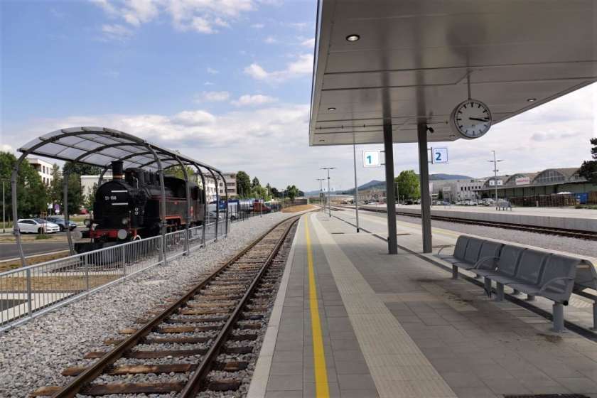Krka ob enih: Železniška postaja Grosuplje ima novo podobo