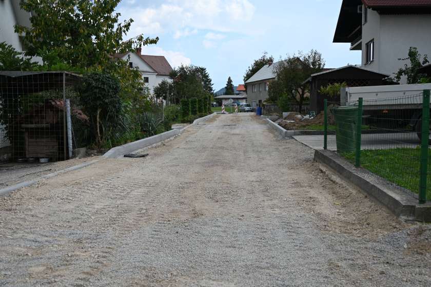 Urejanje komunalne infrastrukture na območju Boštanja
