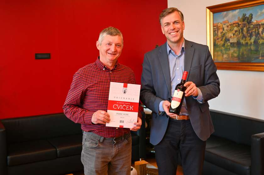 Franc Kobe je zmagovalec izbora za Županovo vino 2023