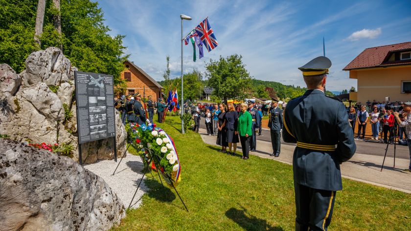 Predsednica republike na spominski slovesnosti ob Dnevu slovensko-britanskega prijateljstva
