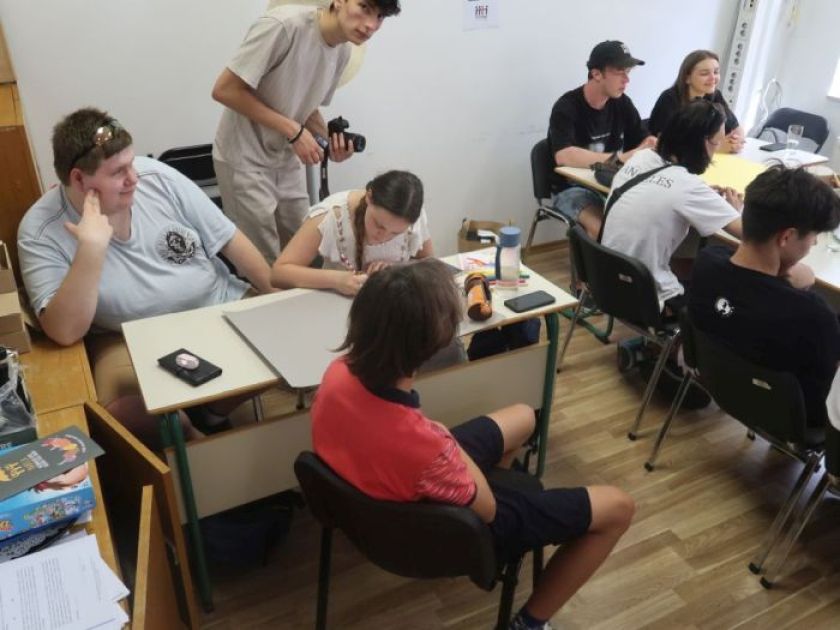 Mladi v Novem mestu o tem, kaj potrebujejo za svojo rast in vključevanje