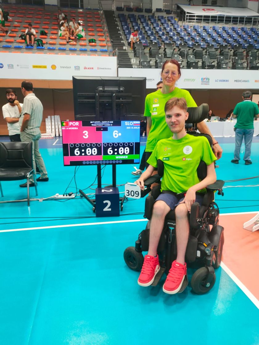 V Istanbulu pet medalj za mlade slovenske parašportnike