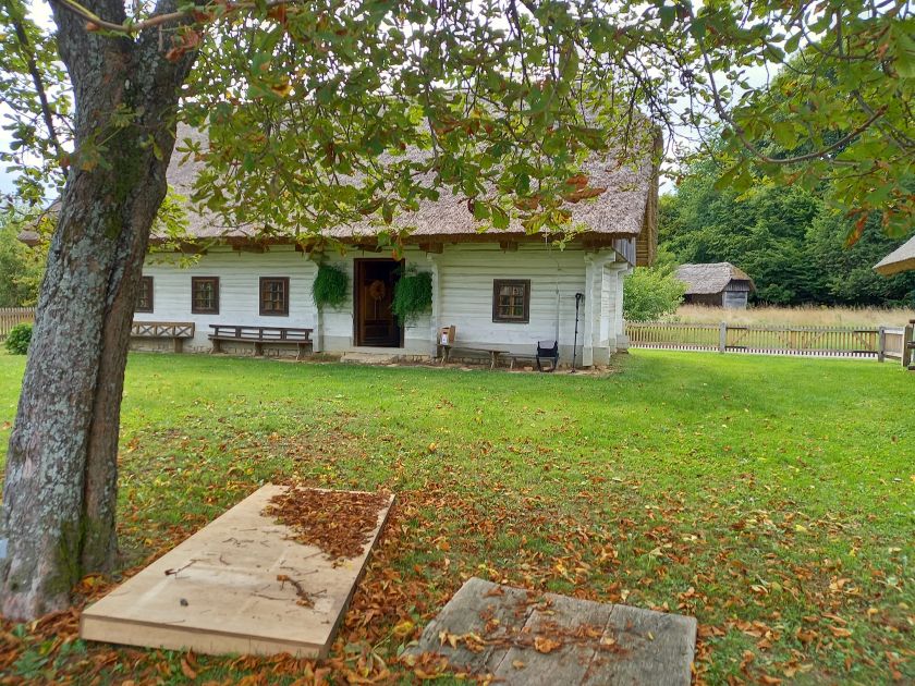 Prva nedelja v muzeju: Banova domačija – dediščina v primežu narave in podnebnih sprememb