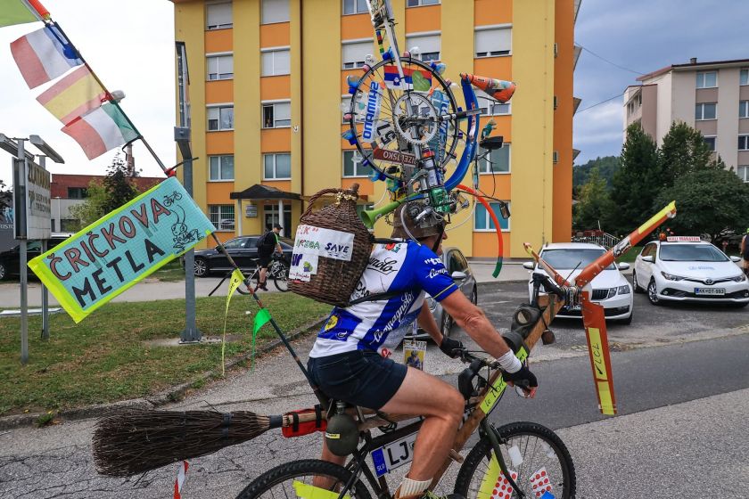 21. kolesarski Maraton po deželi cvička uspešno zaokrožil še eno poglavje „od dežja in oblakov do sončnega cilja“