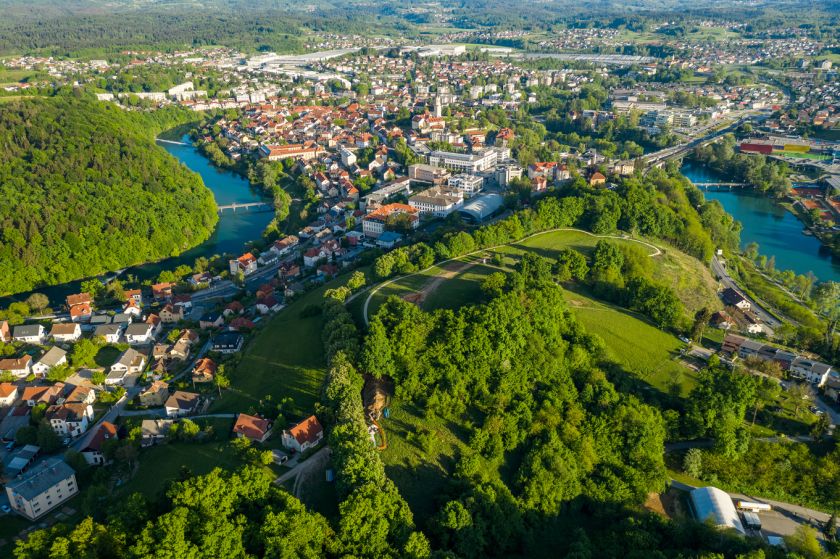 Z obzirnostjo lažje med obnovami v novomeškem mestnem jedru