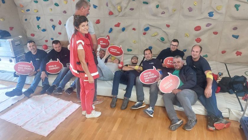 Uspešna krvodajalska akcija, zadnja v tem letu