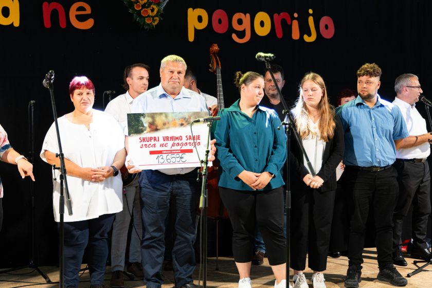 Dobrodelni koncert "Skupaj vrnimo sanje - srca ne pogorijo"
