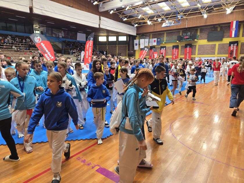 Kiari in Janisu zlato na Čigra Taekwondo Open