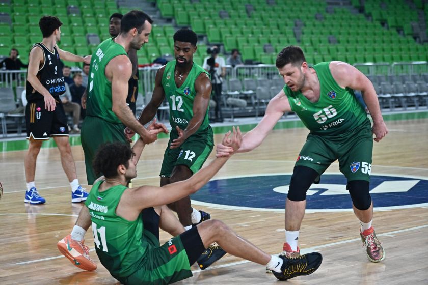 Tudi z Dubajem tesen poraz