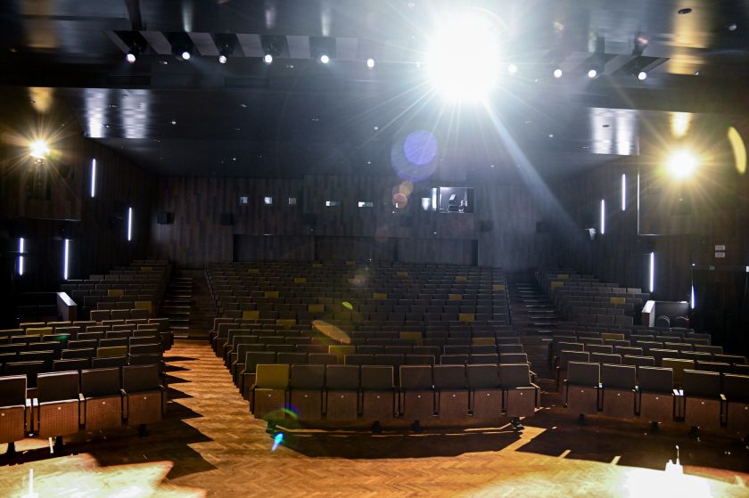 Nova razsvetljava in hladilni agregat v Kulturnem domu Krško