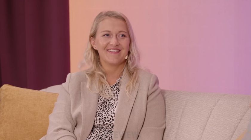 Preobrazba z Niko Urbas: Nisem se znala obleči, zato sem raje ostajala doma