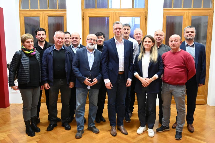 V Novem mestu podprli 22 podjetij