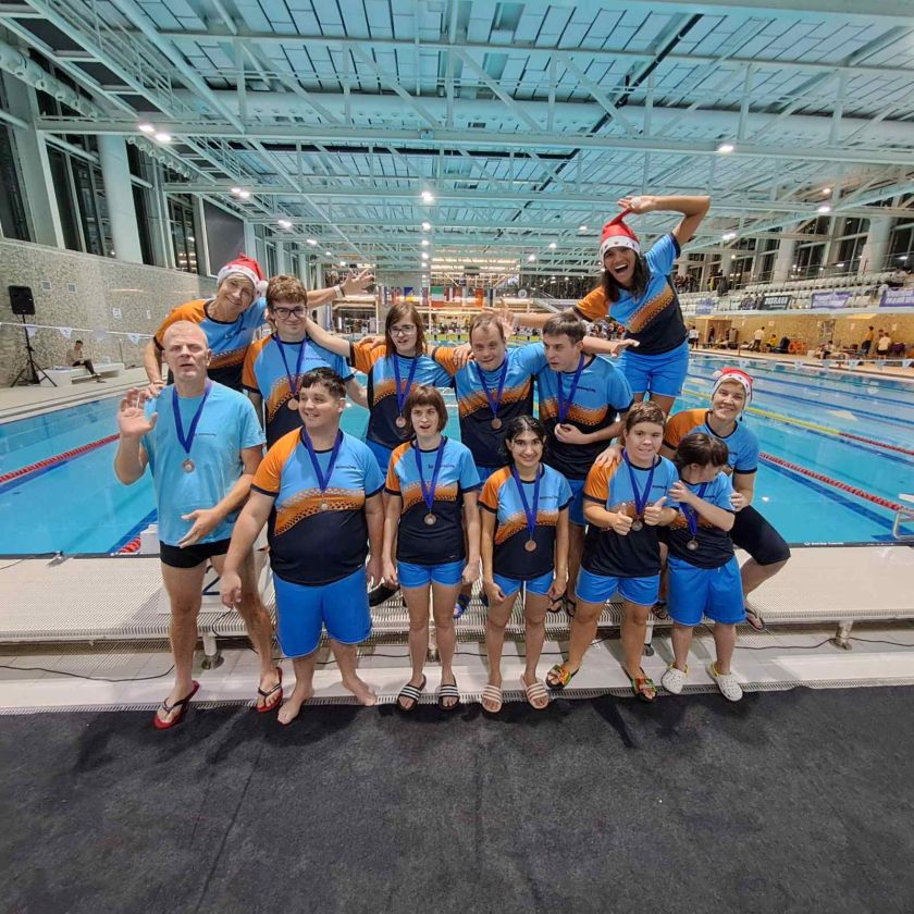 Plavalčki suvereni tudi na Mednarodnem festivalu v paraplavanju 2025