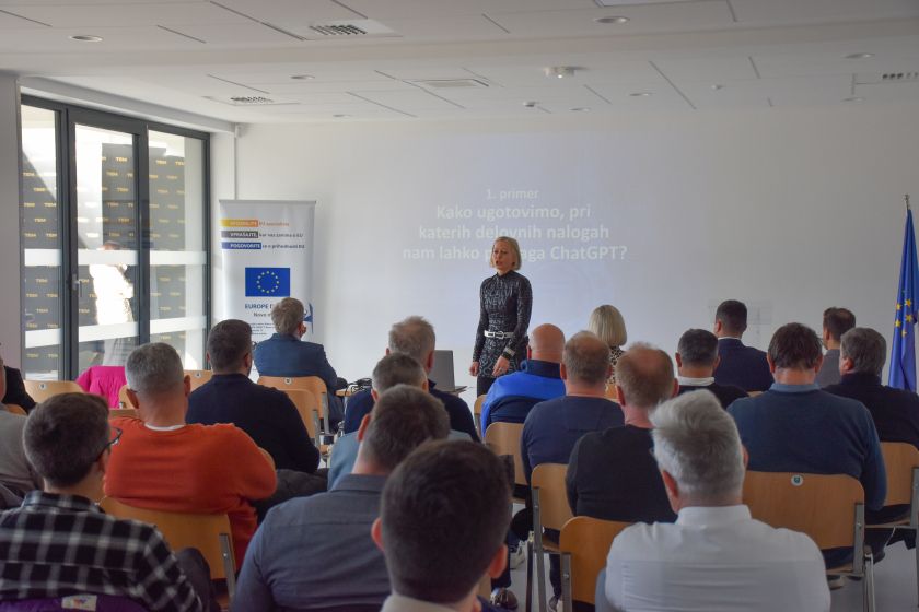 Z gospodarstveniki o umetni inteligenci