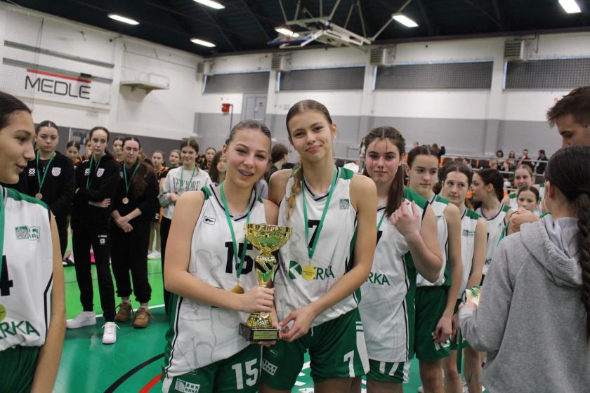 ŽKK Krka U16 osvojil Božično-novoletni turnir