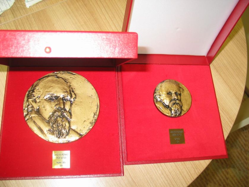 Potrdili predloga Komisije za podeljevanje Ganglovih priznanj in plaket