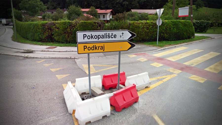 podkraj_promet_pokopalisce