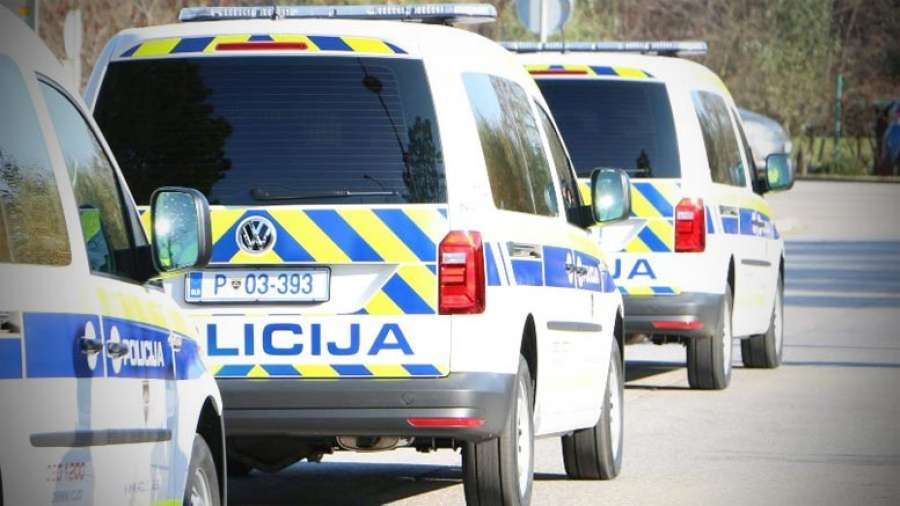 policija