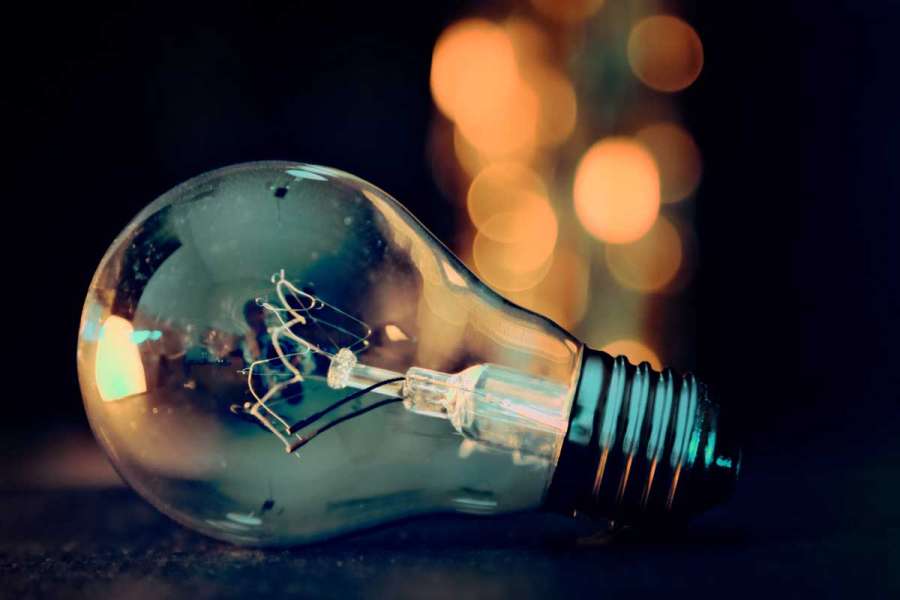 žarnica-light-bulb-3535435