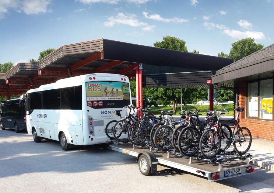 štrekna-bus