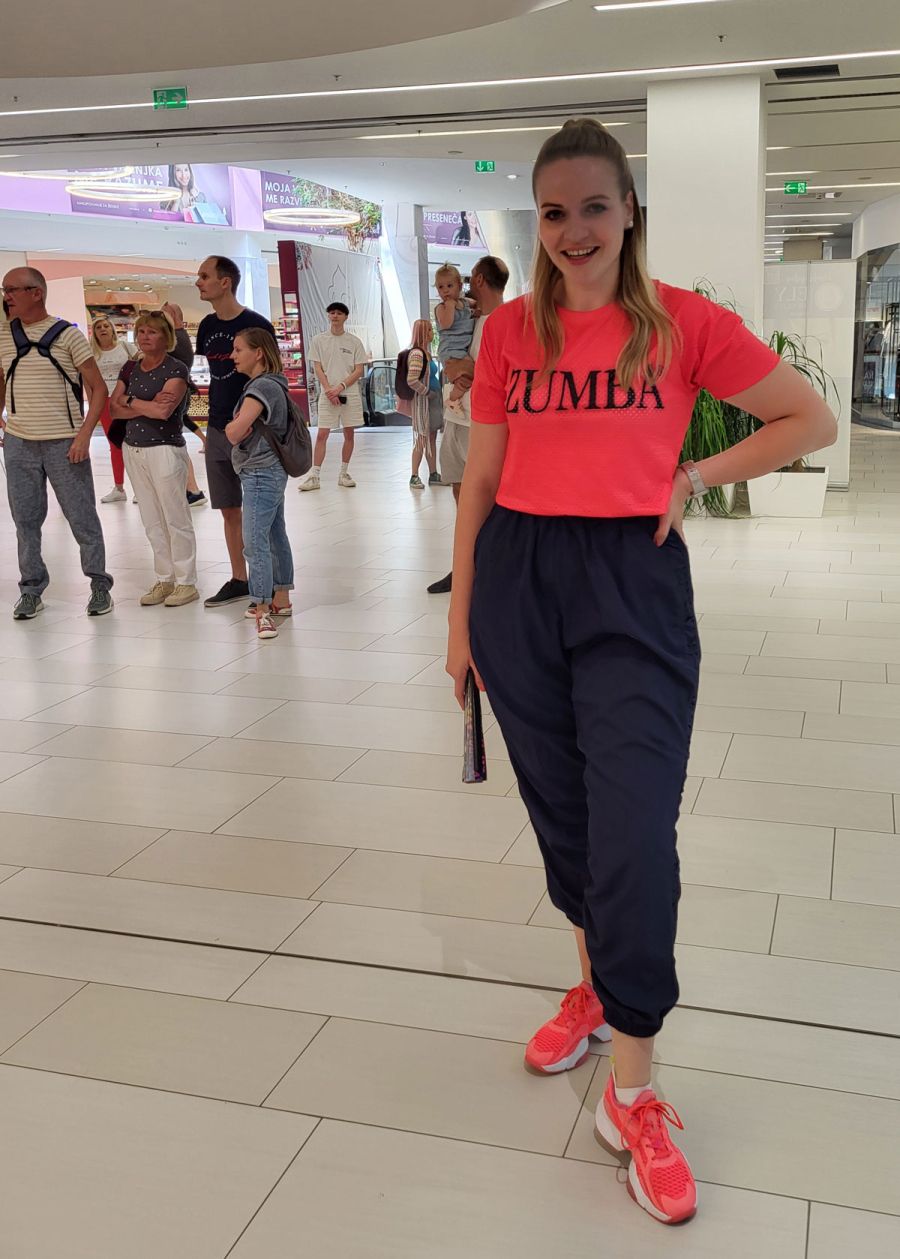 lara-krajnc-škruba,-zumba