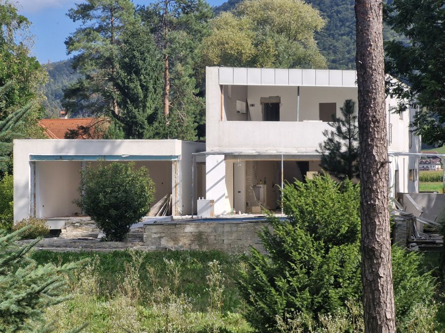 porusen objekt - odlocitev vrhovnega sodisca