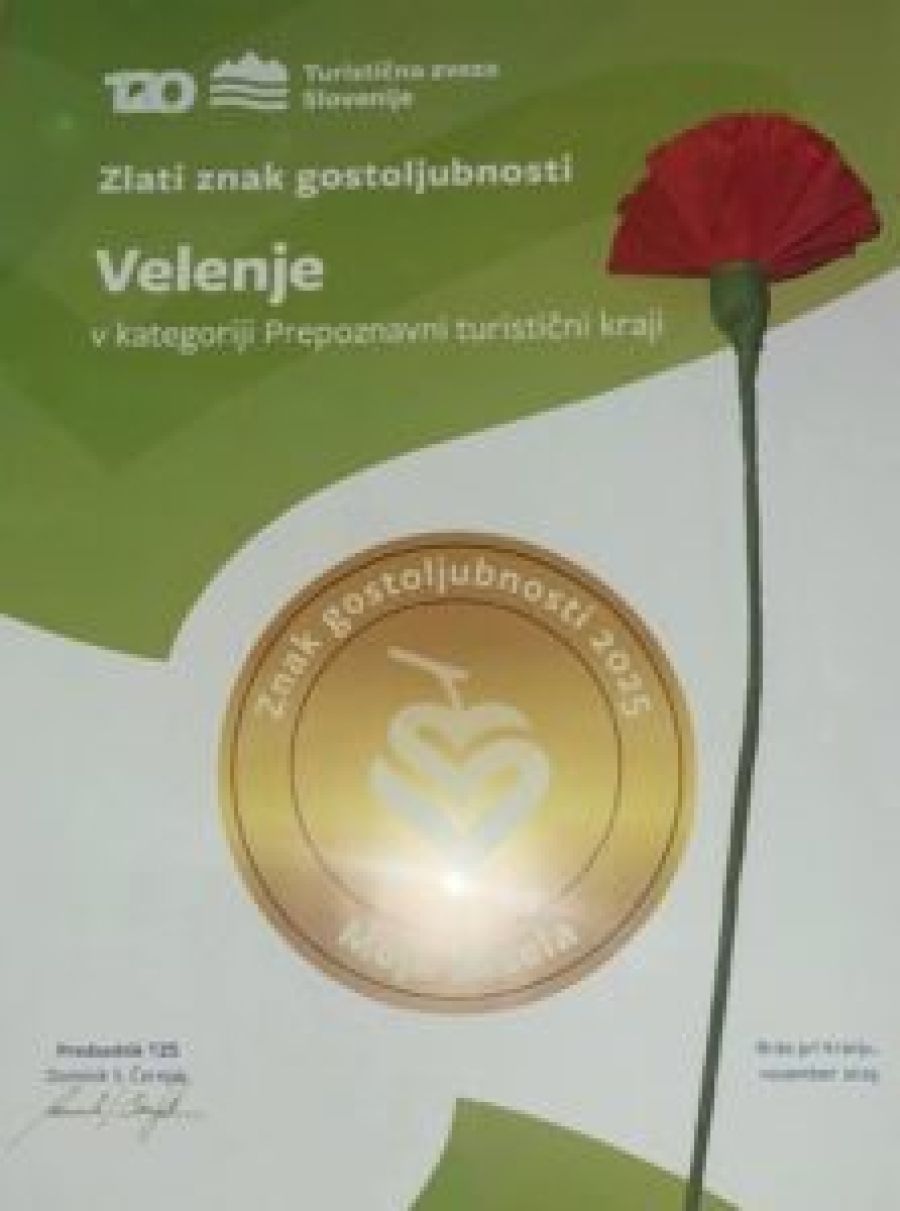 577963243_1132907008957319_1284115079563199933_n-223x300