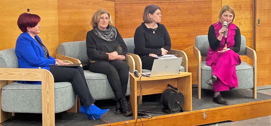 krog-hvaležnosti-okrogla-miza