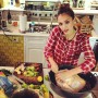 thanksgiving-jessica alba