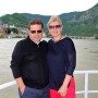 Tanja z možem Bogdanom  v Višegradu (v ozadju most na Drini)