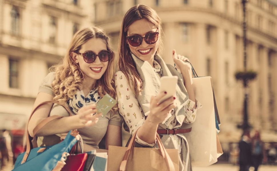 Čarobni predbožični sejmi s kartico, ki vas spremlja na vsakem koraku