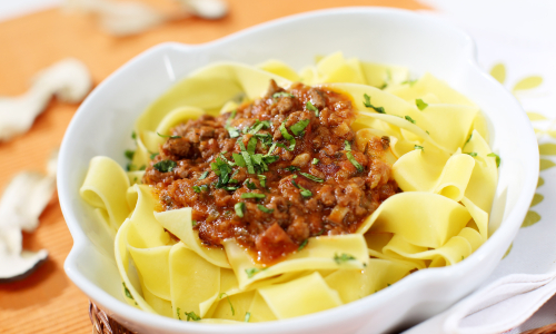 Tagliatelle alla bolognese – rezanci z bolonjsko omako