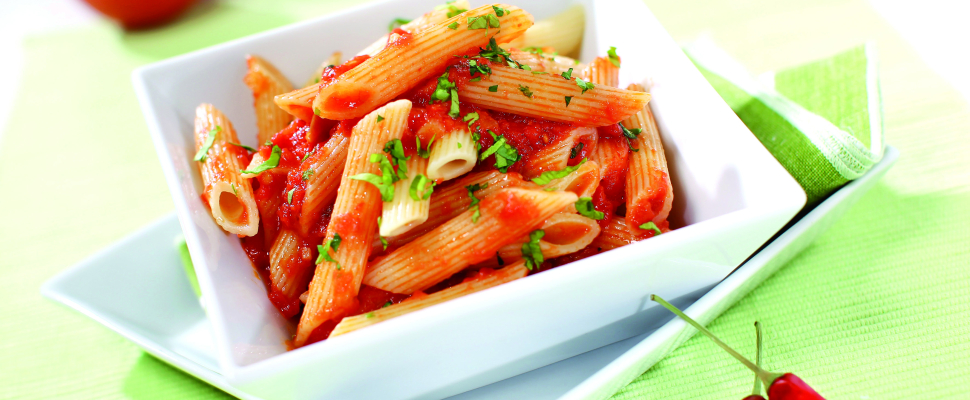 Penne all'arrabbiata – peresniki s pikantno paradižnikovo omako